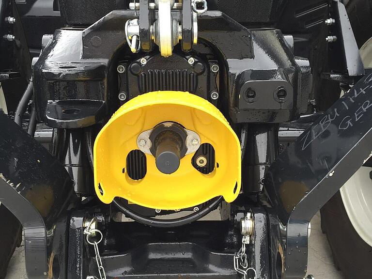 
                        Case
                                    MXU,Maxxum,Puma
                    