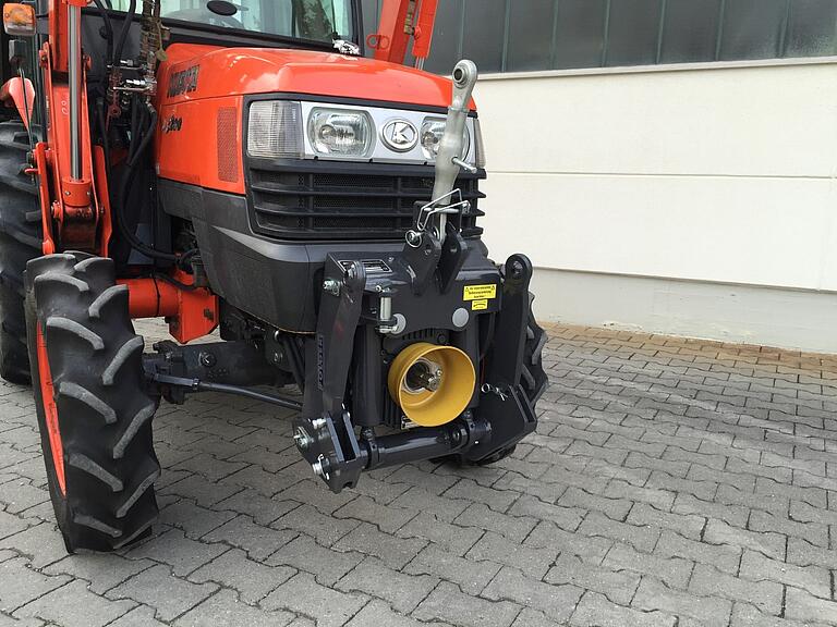 
                        Kubota
                                    L3200
                    