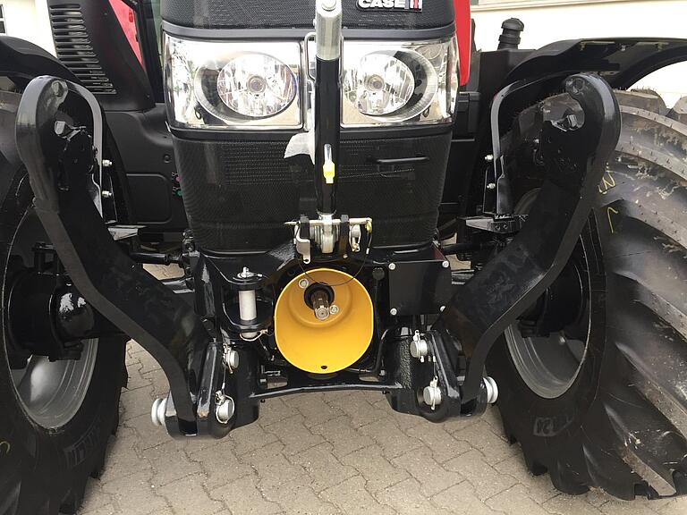 
                        Case
                                    Farmall C, Farmall U, PRO, Luxxum
                    